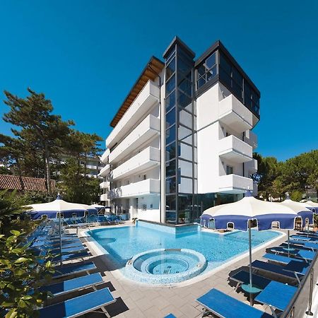 Hotel Bellevue Lignano Sabbiadoro Luaran gambar