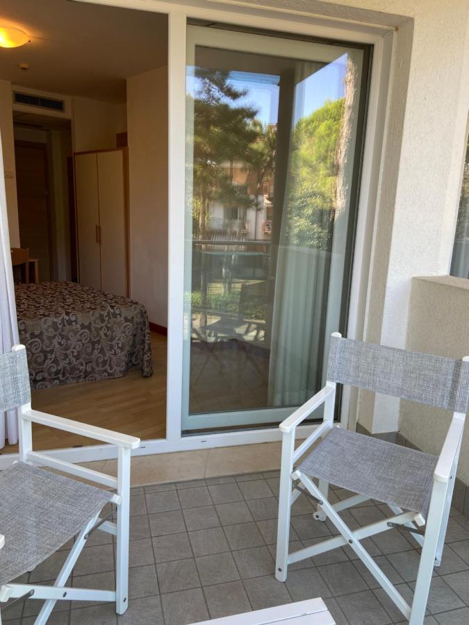 Hotel Bellevue Lignano Sabbiadoro Luaran gambar