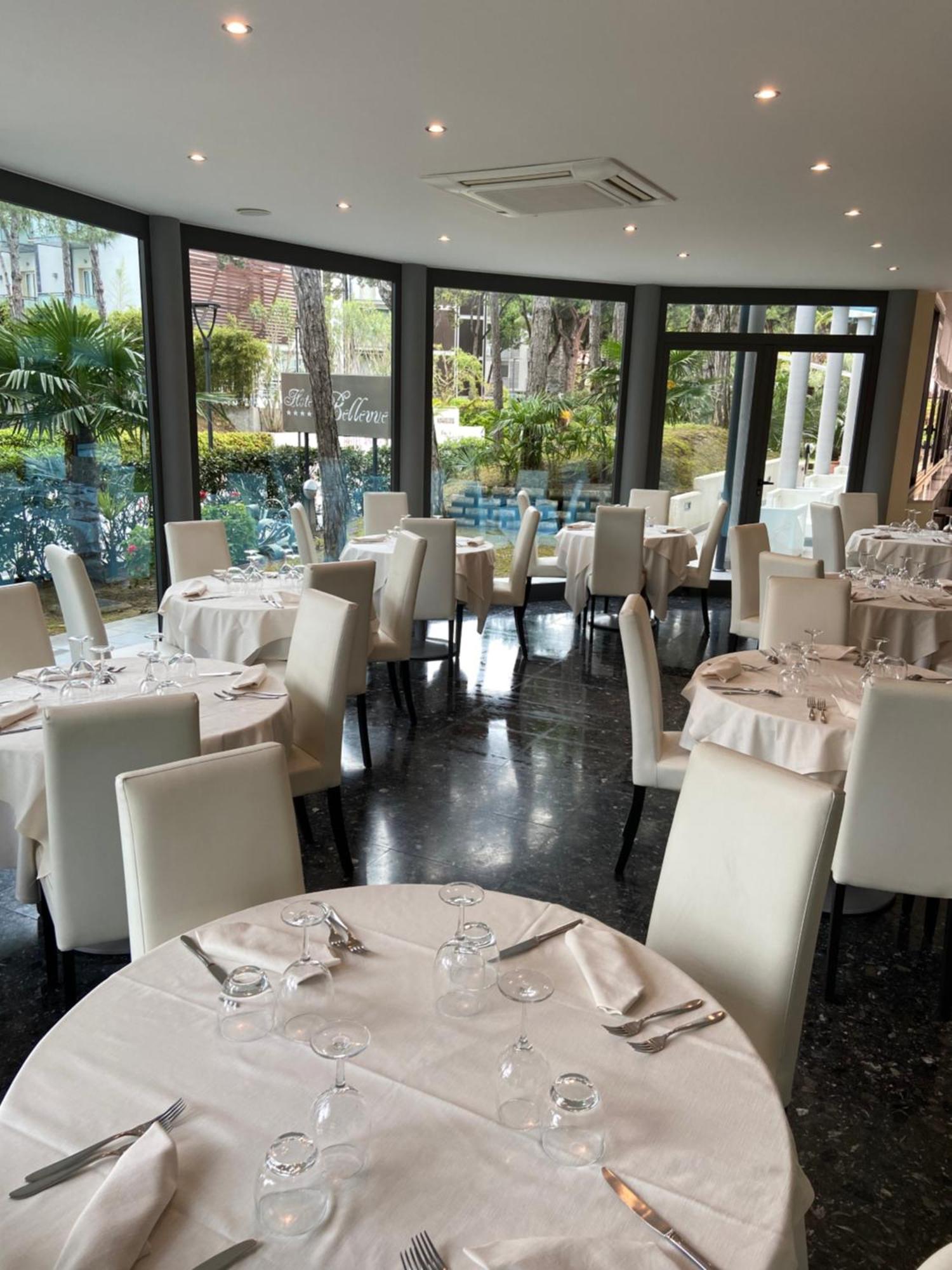 Hotel Bellevue Lignano Sabbiadoro Luaran gambar