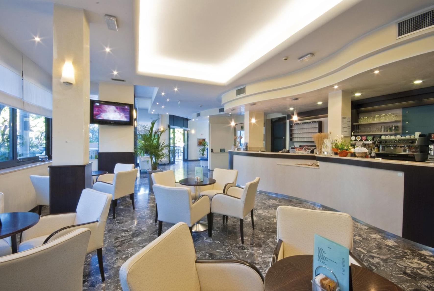 Hotel Bellevue Lignano Sabbiadoro Luaran gambar