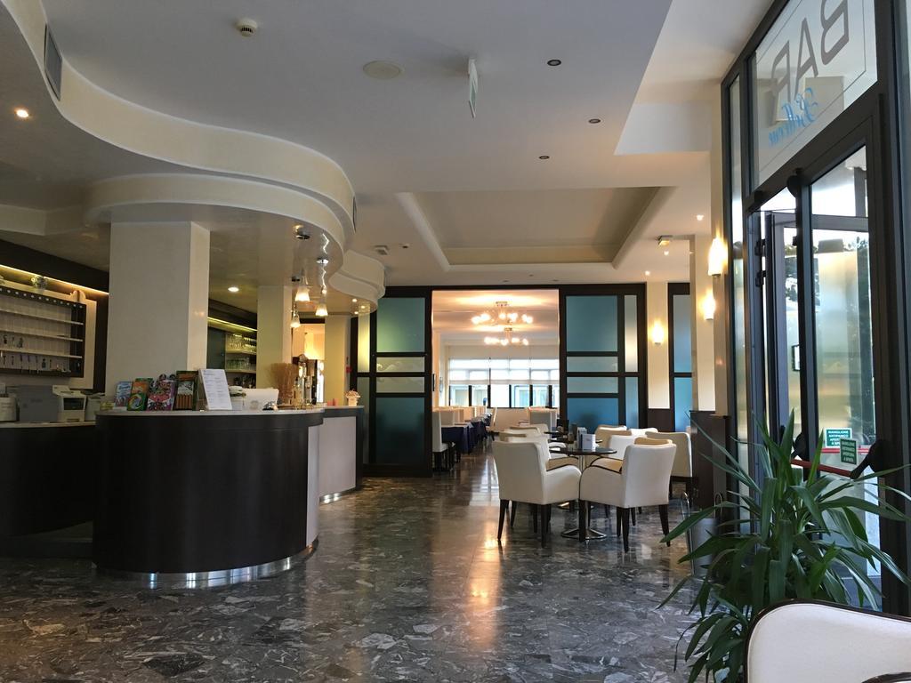Hotel Bellevue Lignano Sabbiadoro Luaran gambar