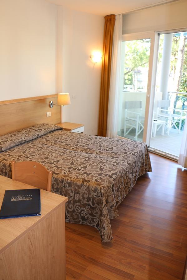 Hotel Bellevue Lignano Sabbiadoro Luaran gambar