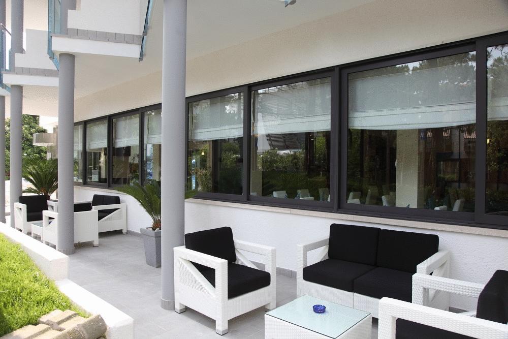 Hotel Bellevue Lignano Sabbiadoro Luaran gambar